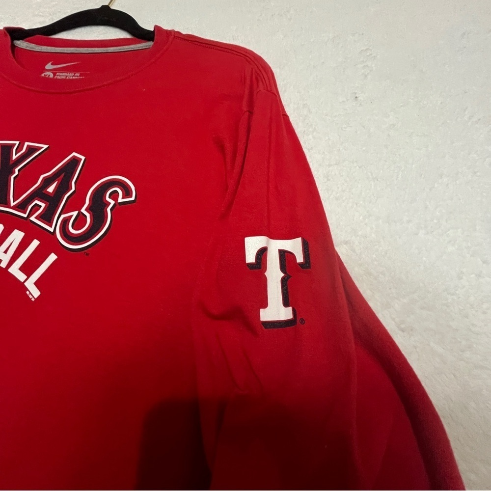Nike Texas Rangers Men’s Long Sleeve Crewneck MLB Red Size XL - Picture 2 of 10